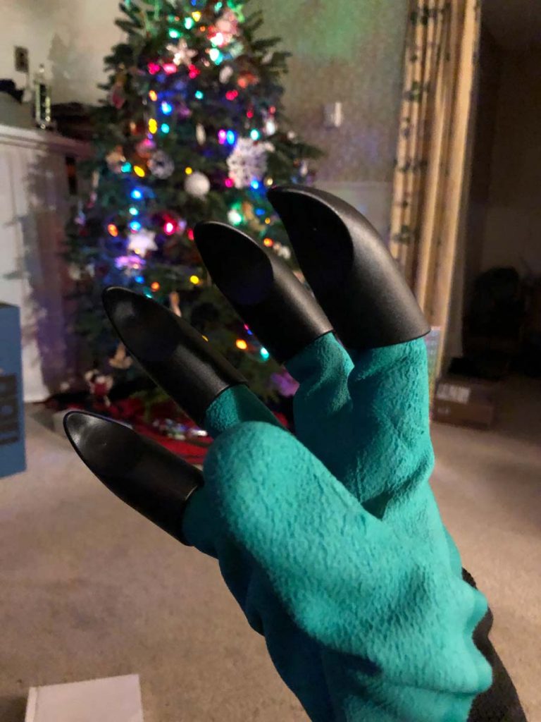Claw gloves for Christmas
